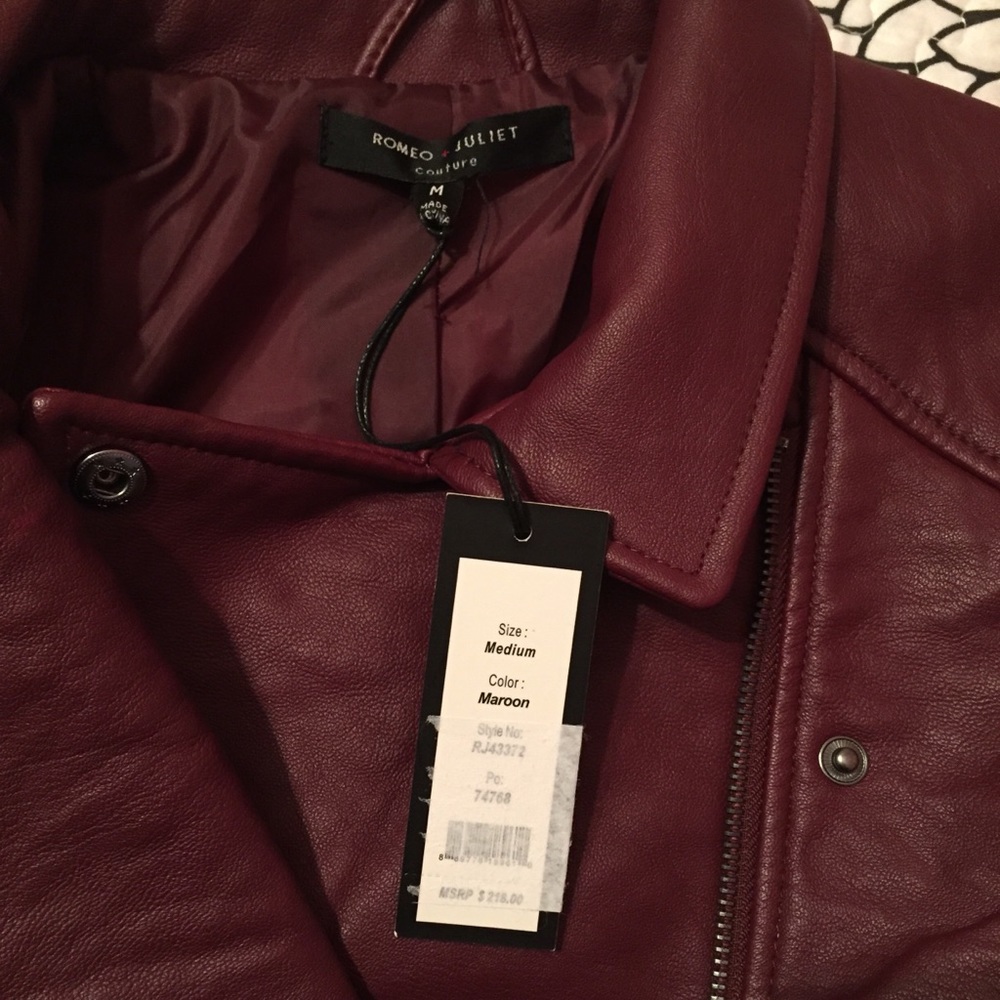 NWT Romeo + Juliet Couture Moto Jacket medium maroon red vegan leather - Picture 4 of 6